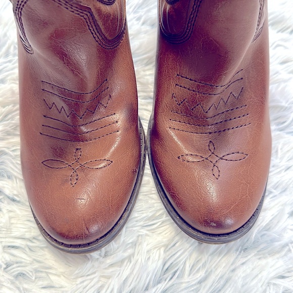 MIA Western Heeled Cowgirl Studded Boots w/Stitching
Brown Bronze Dressy Boots 8 - Picture 8 of 16
